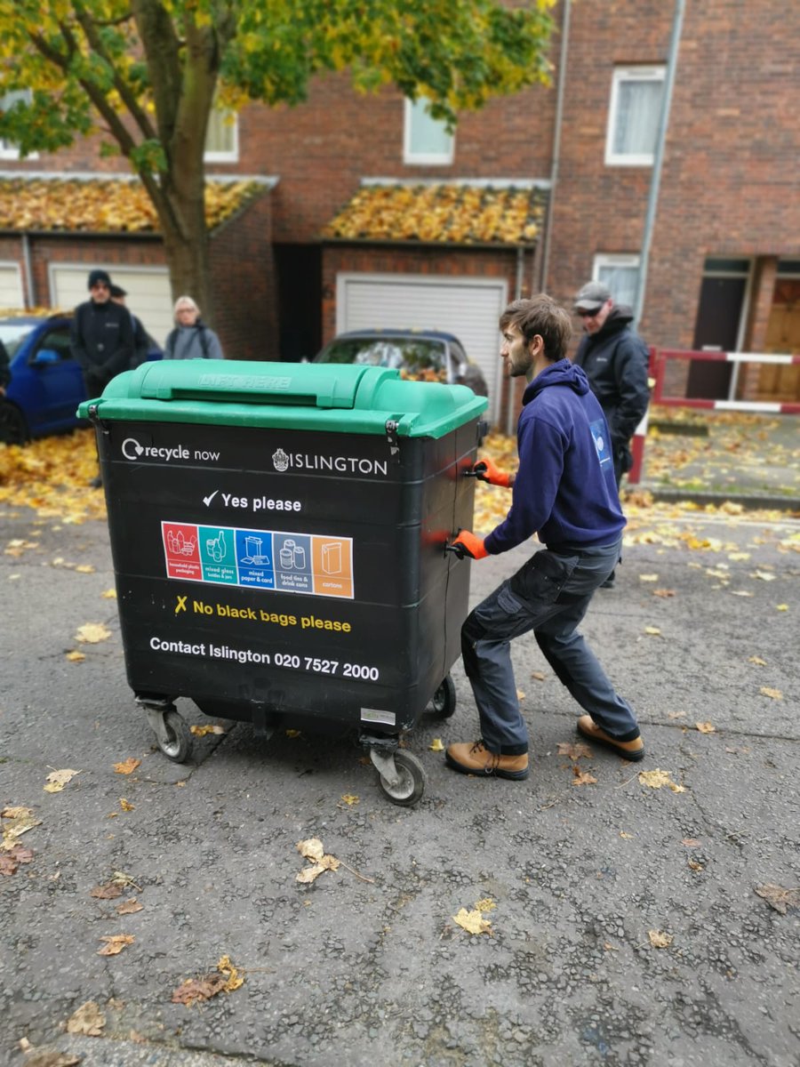 GARETHOSTEOPATH's tweet image. What makes an average, a good, a very good and a remarkable #ManualHandling Course.

😔Lifting of a📦demonstration, classroom based
😊More practical, including pushing &amp;amp; pulling
😁In the working environment
🍾Delivered by an #Osteopath who Talks Like TED

…opathicsolutions-manualhandling.co.uk