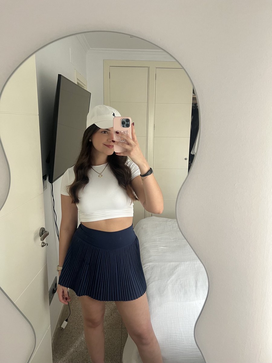 Gabrylmarcy's tweet photo. On sort ce soir ? Je me prépare pour toi … tu m’emmènes où ? 😈✨ https://t.co/biWZarOQd3
