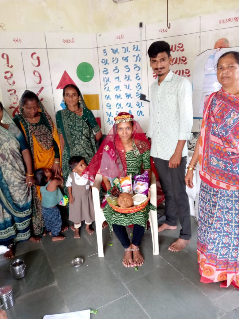 આજ રોજ ધટક બેચરાજી માં પોષણ માહ અને સું પોષણ દિવસ ની ઊજવણી કરવામાં આવી.#PoshanMaah2025 
#ICDSMEHSANA
<a href="/CollectorMeh/">Collector Mehsana</a> 
<a href="/ddo_mehsana/">DDO Mehsana</a> 
<a href="/POICDSMehsana/">ICDS PO MEHSANA</a> 
<a href="/WCDGujarat/">Women & Child Development, Govt of Gujarat</a>