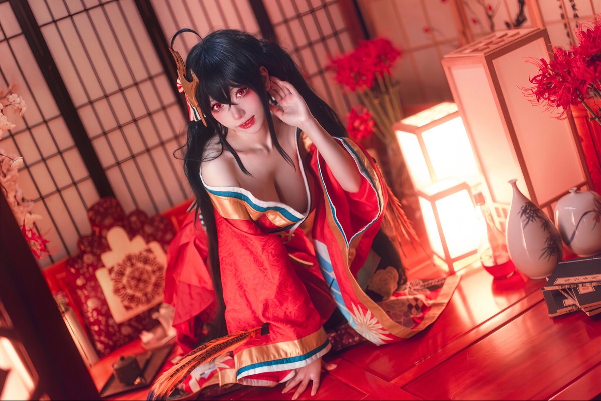 Toromi_cos's tweet image. 지휘관님...❤️

#アズールレーン #AzurLane #碧藍航線 #azurlanecosplay #大鳳