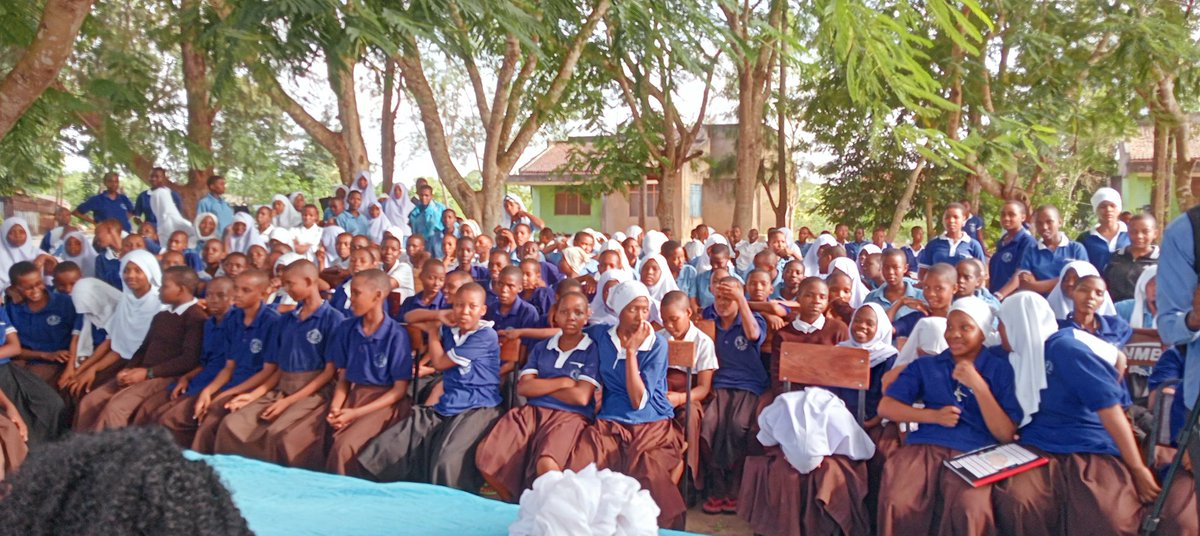 NdotoTimiza's tweet photo. Quality education is not a privilege, it’s a right, especially for girls. When we educate girls in science and technology, we’re not just empowering individuals, we’re closing the gender gap and building a future driven by innovation and equality.#GirlsInSTEM #EducateToEmpower. https://t.co/OMl49e27on