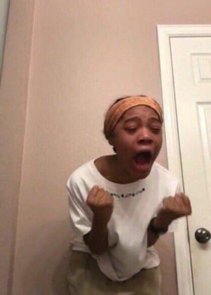 ESClemonade's tweet photo. El putisimo fomo que me da no haber ido al arena de francesca 😭😭😭 el concierto del MILENIO https://t.co/LLyyYIguGM