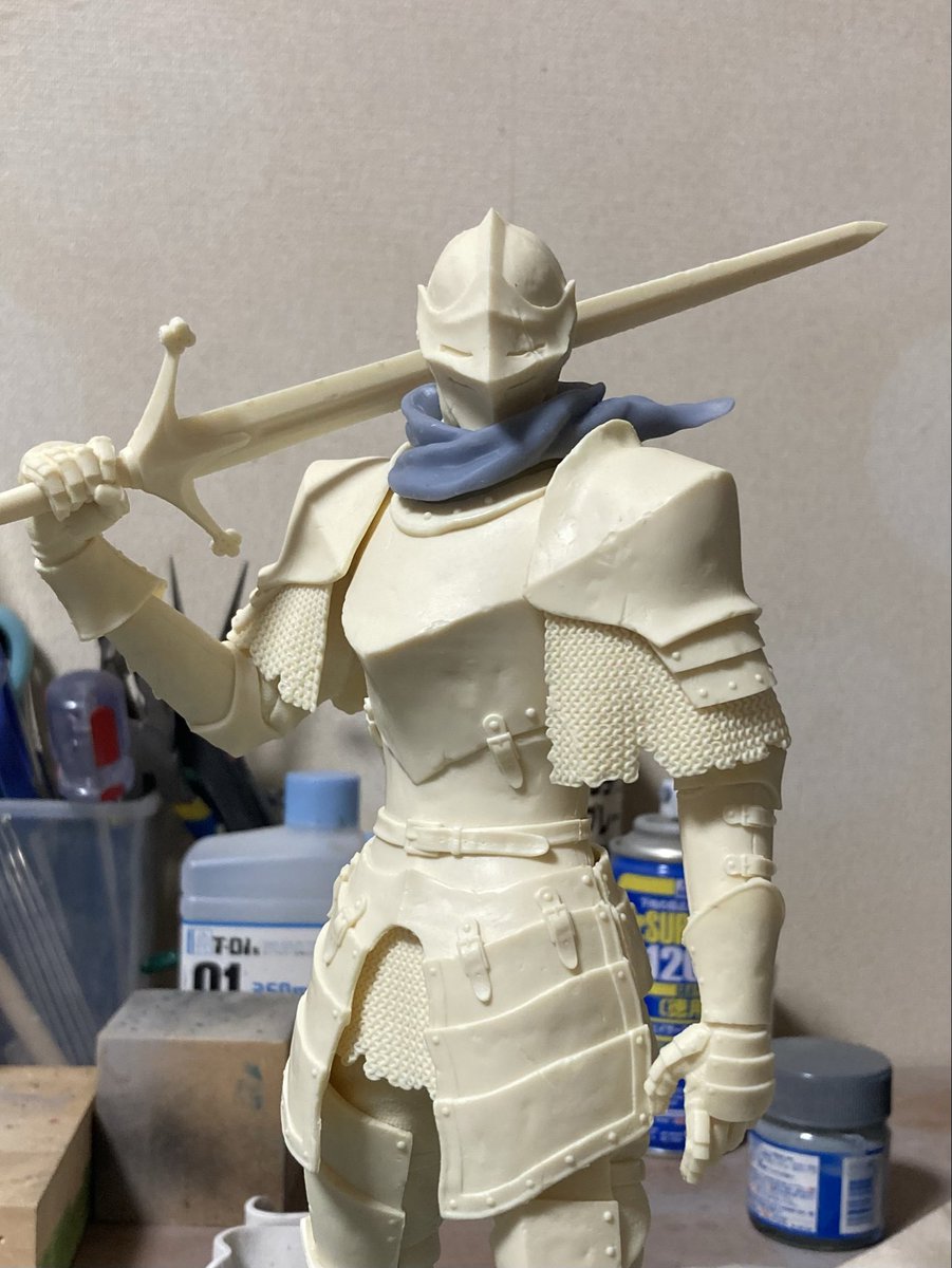 _kazuomi_09's tweet photo. 黒ヴォイドを塗ってた時は謎の発熱によって死に物狂いで作業してたからあまり写真が無いんだよね…
塗料の性能が良いからレイヤーを意識して塗り重ねればそれっぽくはなるはず
自分の中でフロー化できてないから言葉で説明すると長くなってしまう https://t.co/lO0w8zvxmO