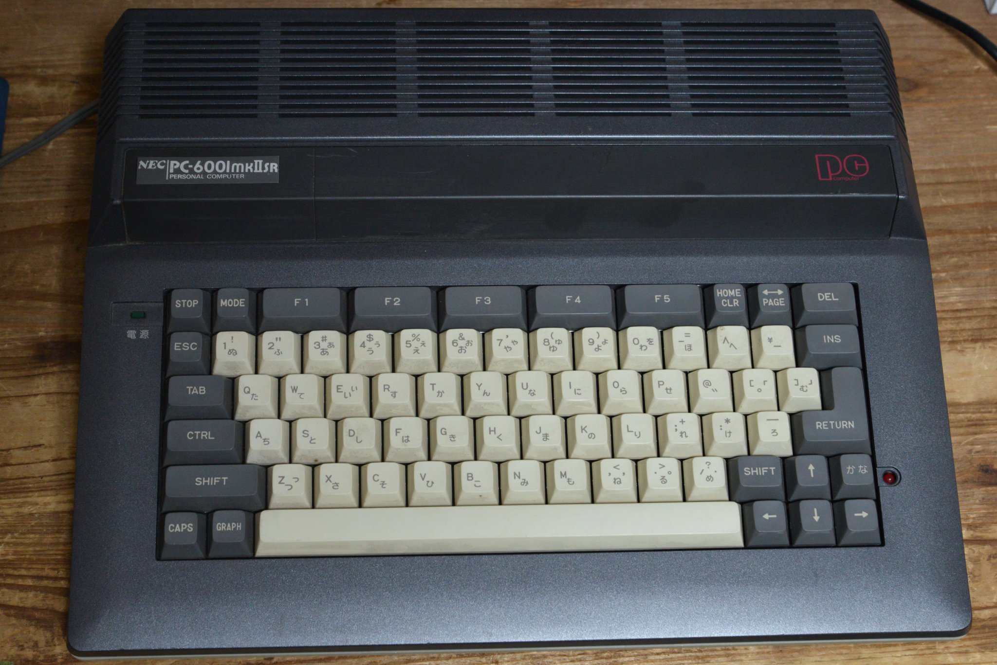 NEC PC-6001mkII 新しい電源 メカニカルスイッチ フルメンテナンス NEC PC-6001mkII メカニカルスイッチ フルメンテナンス 動作品