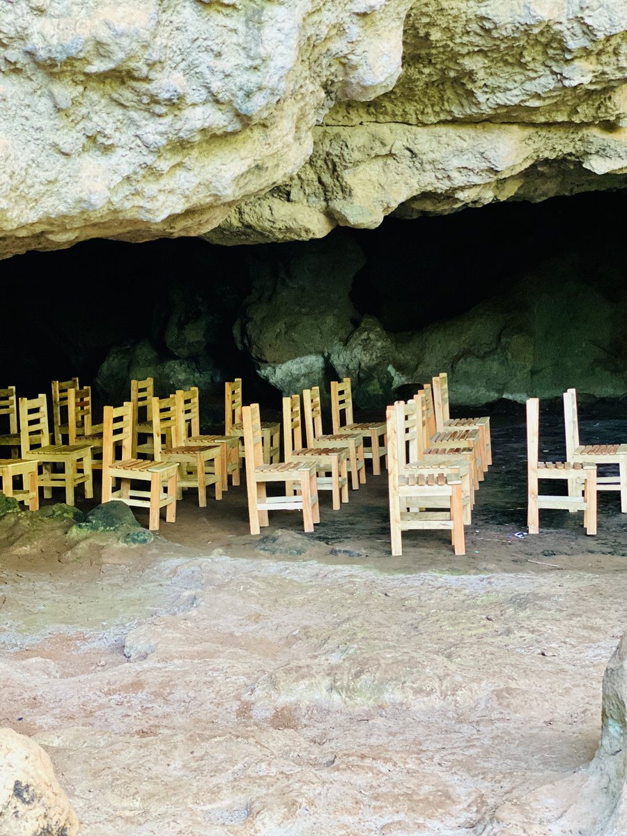 Mise Cave Lodge tweet media