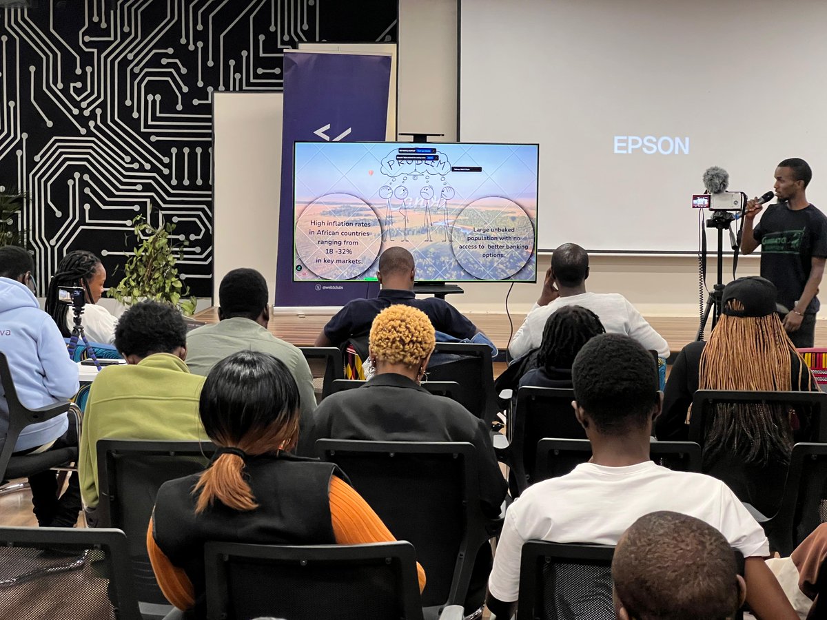 Web3Clubs's tweet image. 1/
While African inflation runs at 18-32%, banks offer pennies in return.
Meet @minilend_bits  - the platform helping Africans save in dollars and earn up to 10% APY - presented at the Kenya @Scroll_ZKP  Node Program Pitchday!