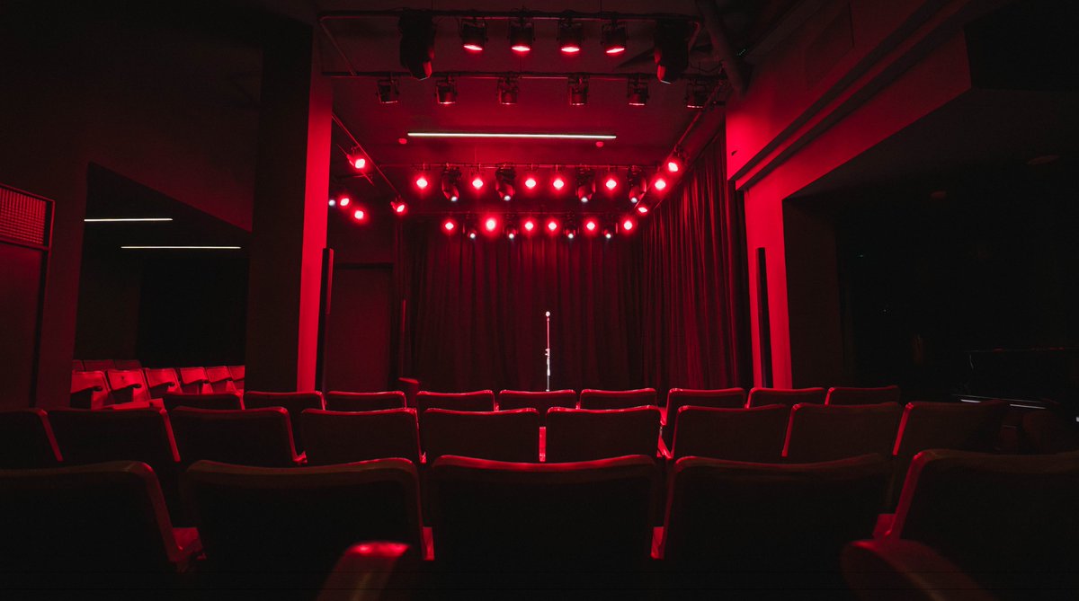 CriadoEnterado's tweet photo. Cualquier nuevo espacio cultural es una victoria hoy en día frente a las ciudades parque temático.

ESPACIO MISTRAL nace en Madrid, en la Avenida de Portugal, 137, del barrio Puerta del Ángel.

La programación se inaugura este 10 de octubre con el espectáculo 'Yupanqui: Canciones y paisajes del folclore argentino'.

¡Enhorabuena a sus impulsores!