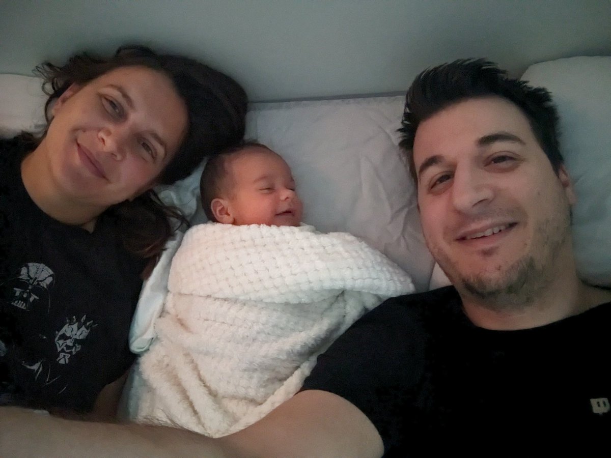 Good morning world, I'm 1 month old 💪🥰👍