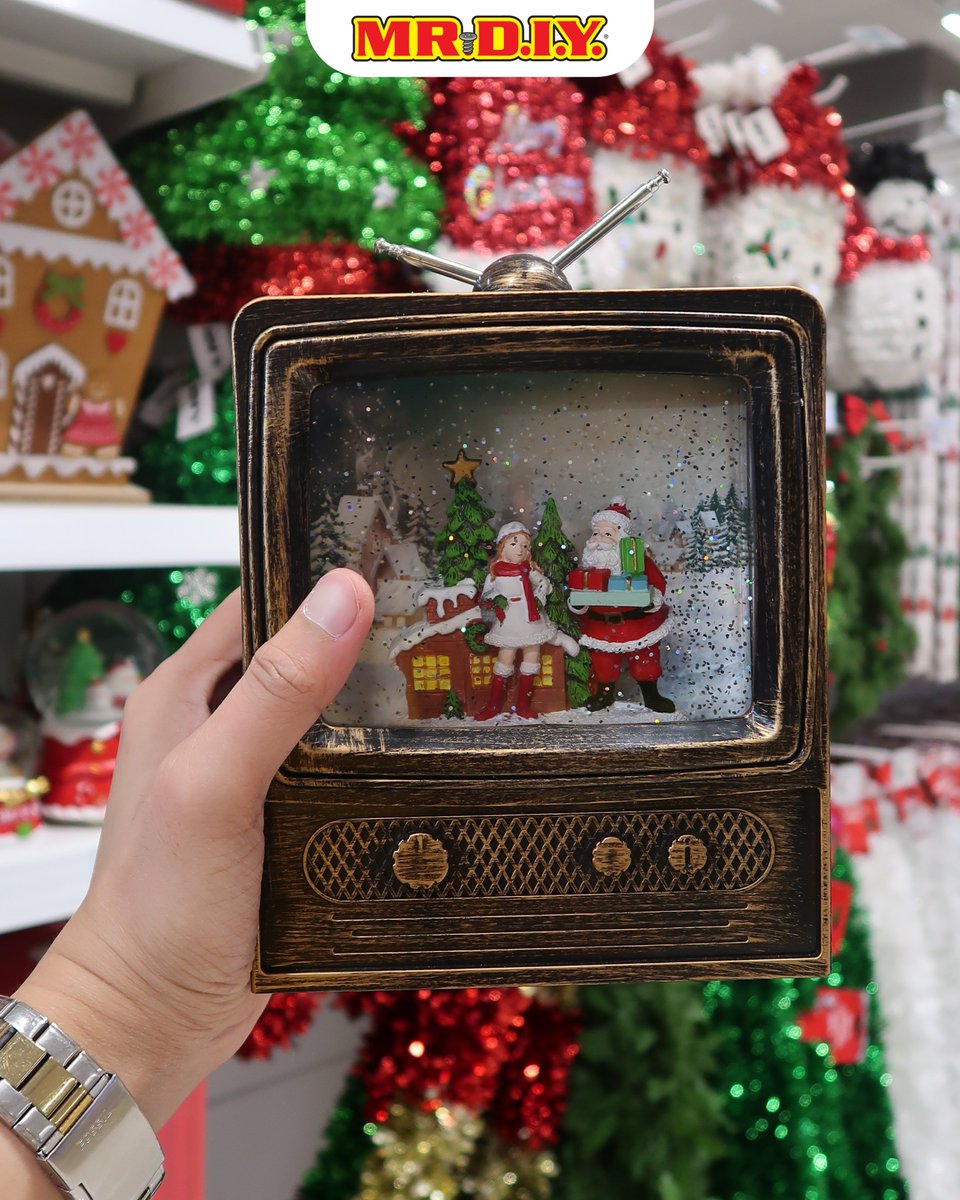 mrdiyPH's tweet image. Make it merry, make it DIY! Get a head start on the holidays with Christmas decors, ornaments, and festive must-haves — available now at MR DIY! 🌟🎄

#MRDIYPH #AlwaysLowPrices #MeronDIYan