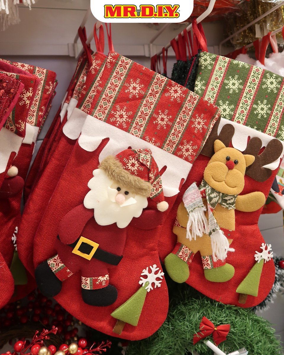 mrdiyPH's tweet image. Make it merry, make it DIY! Get a head start on the holidays with Christmas decors, ornaments, and festive must-haves — available now at MR DIY! 🌟🎄

#MRDIYPH #AlwaysLowPrices #MeronDIYan