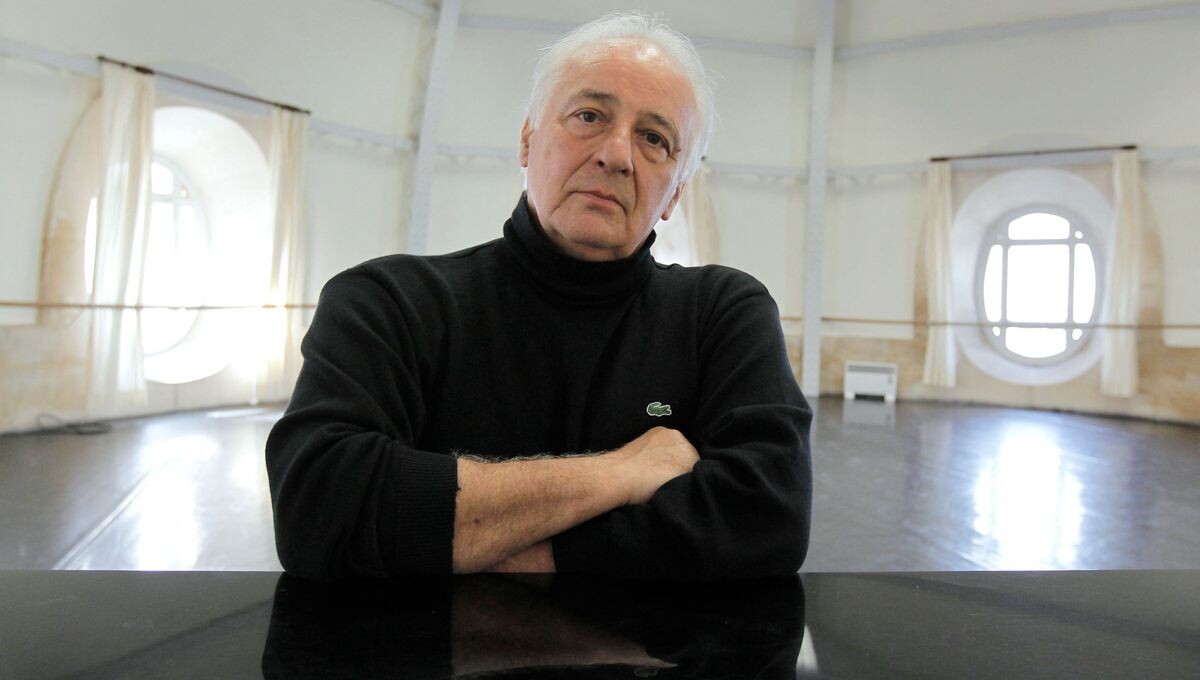 Le danseur étoile et chorégraphe de 80 ans, Patrice Bart, est décédé en octobre 2025. Il fut une "personne essentielle pour plusieurs générations de danseuses et danseurs", souligne l'Opéra de Paris ➡️ l.francemusique.fr/YZq
