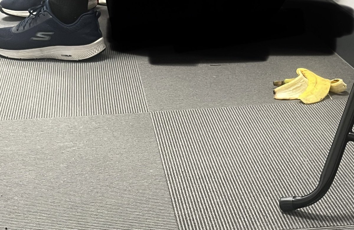 اوك وصخة بس أقلها بالمصلى فصخيه