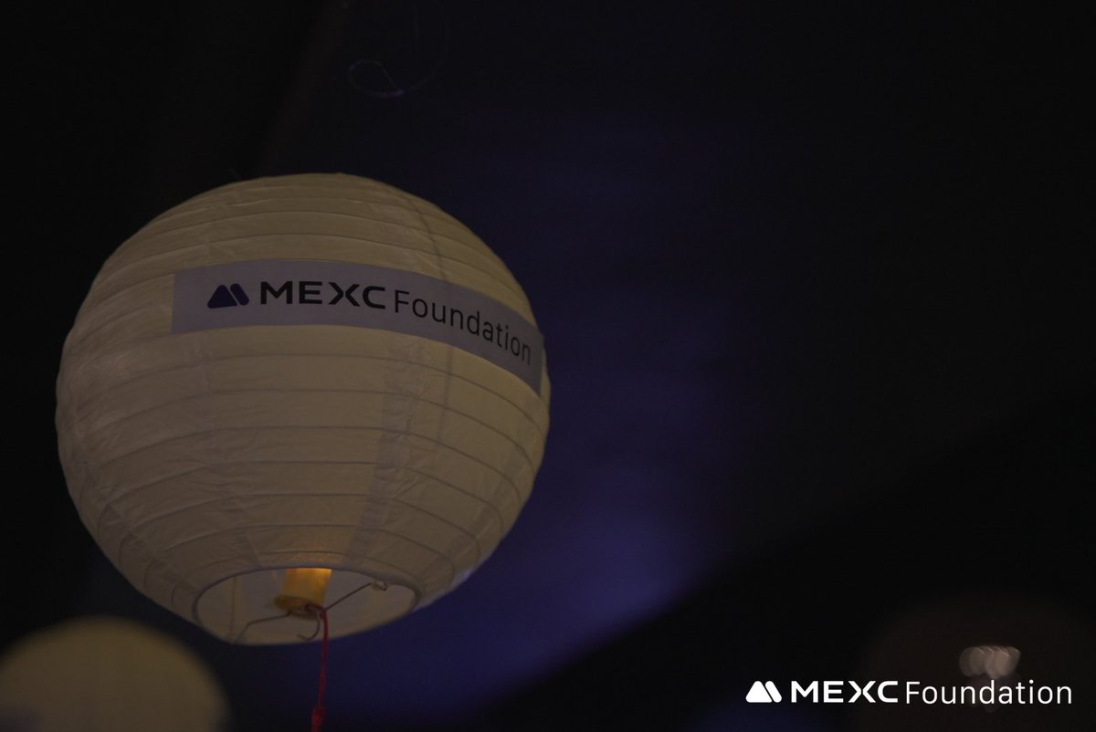 中秋月滿，人也圓滿 🌕
MEXC 香港線下活動圓滿落幕！
現場滿滿人潮、書法飄香、限定周邊全場熱搶🔥

感謝每位前來共度佳節的朋友，你們讓這場中秋更有溫度❤️

#mexc #crypto #MEXCEventRocks #MEXCFoundation