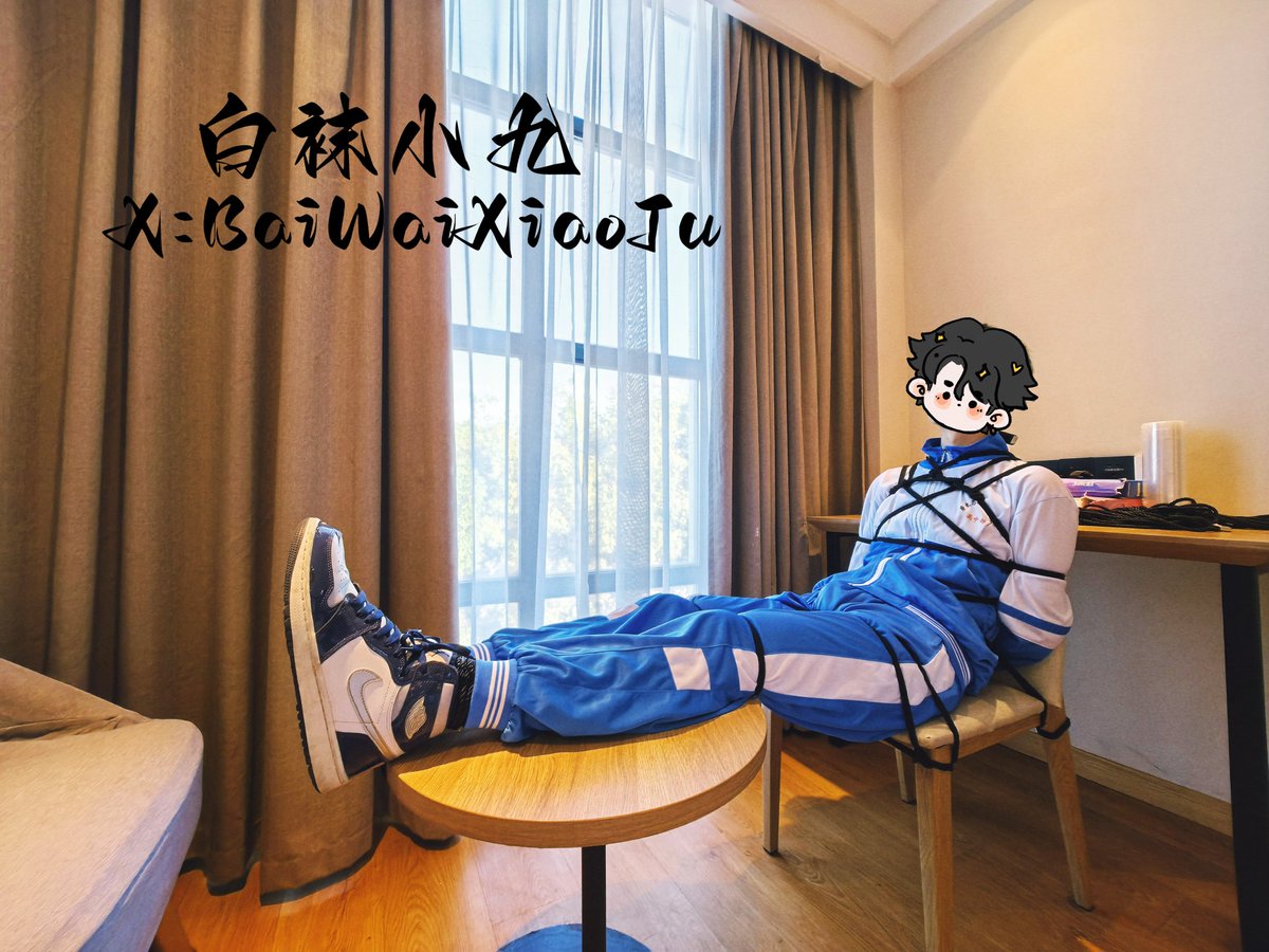 白袜小九 tweet media