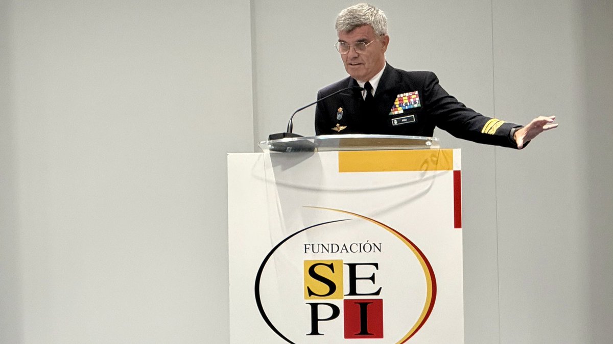 El vicealmirante Javier Roca. participa en la jornada de concienciación sobre ciberseguridad de la <a href="/FundacionSEPI/">Fundación SEPI</a>.

Destacó:
▪️Necesidad de planes y preparación realista.
▪️ Riesgos del entorno asimétrico.
▪️ Ciberespacio centrado en personas y liderazgo.

#Ciberseguridad #MCCE