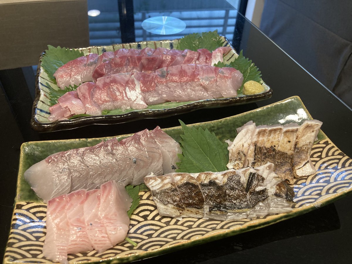 agaeeea's tweet photo. 久々に爆釣でした！！🤣
そしてサゴシの刺身こんなに
美味しいの感動🥺🥺
また行きたい🙂 https://t.co/PabA4WQQ8R