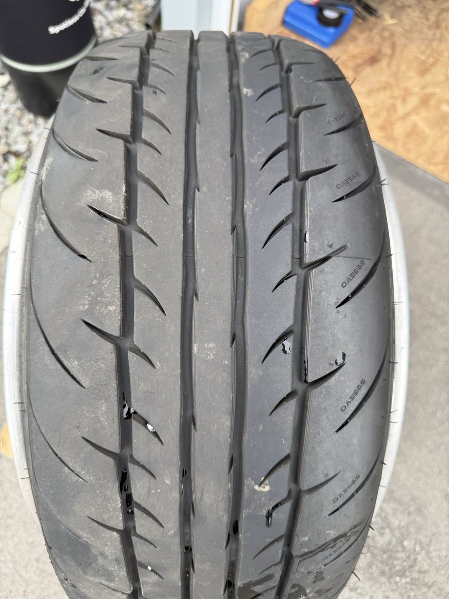 fuyu_4a2u's tweet image. バラマンディ　RAYCOD
16インチ9j+3
タイヤ　ファイナリスト
195/40r16

17万！！
話早ければ値下げもあり？！！
発送可！！(北海道から)