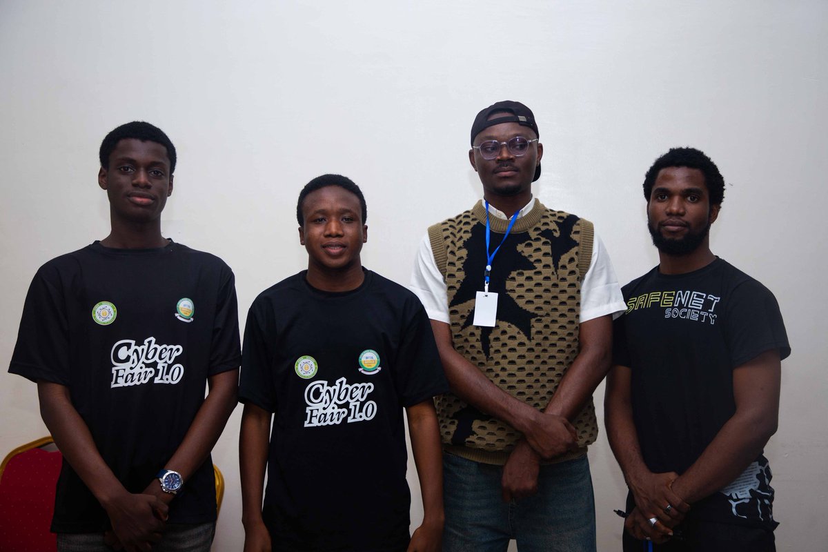 hackysterio's tweet image. i also want to thank my bros from osun state university&apos;s cybersecurity department for coming to support us.

their president @KoredeSec is a great guy. they host &apos;cyber fair&apos; a great program they invited me to early this year. can&apos;t wait for cyber fair 2.0 🚀