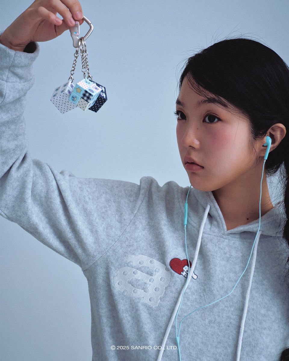 #AEAE x #CINNAMOROLL COLLECTION

From the clouds, 
Cinnamoroll is about to arrive…