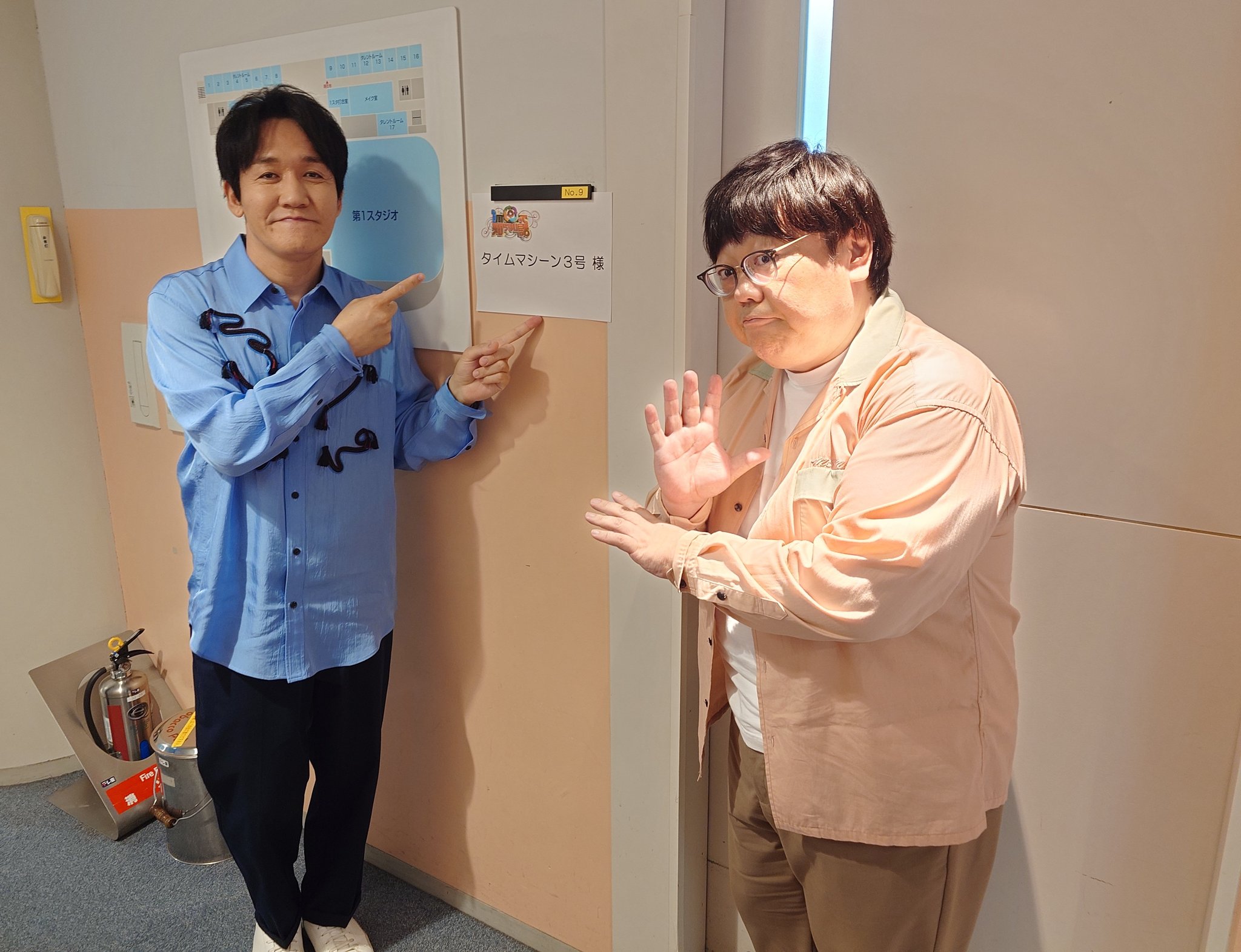 お笑い・バラエティ D4664 ZX- プロフィール｜吉本興業株式会社