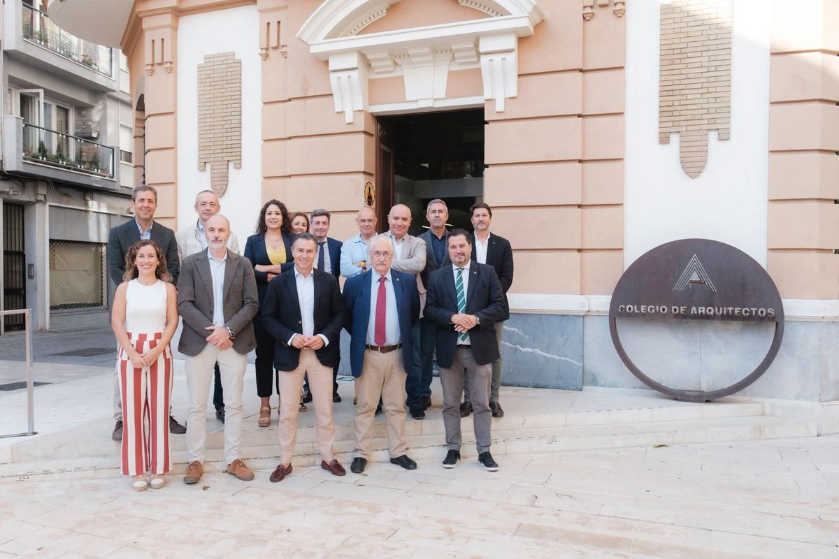 COAT Huelva (@coaath) on Twitter photo 🏘 Ayer en #COATHuelva celebramos el Día Mundial de la Arquitectura junto a nuestros compañeros del <a href="/coahuelva/">COA Huelva</a>.
🏛 Nuestro presidente Carlos Rodríguez y el tesorero Luis M. Burgos participaron en este encuentro que refuerza la colaboración entre ambas instituciones. 🤝 🏘 Ayer en #COATHuelva celebramos el Día Mundial de la Arquitectura junto a nuestros compañeros del <a href="/coahuelva/">COA Huelva</a>.
🏛 Nuestro presidente Carlos Rodríguez y el tesorero Luis M. Burgos participaron en este encuentro que refuerza la colaboración entre ambas instituciones. 🤝