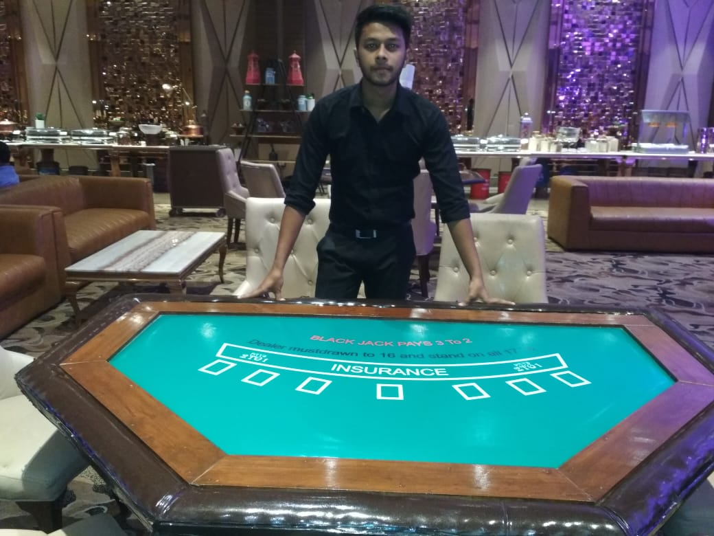 themeorganiser's tweet image. Casino table on rent

birthdayplanner.co/casino-table-o…

#Casinotable #roulette #pokertable