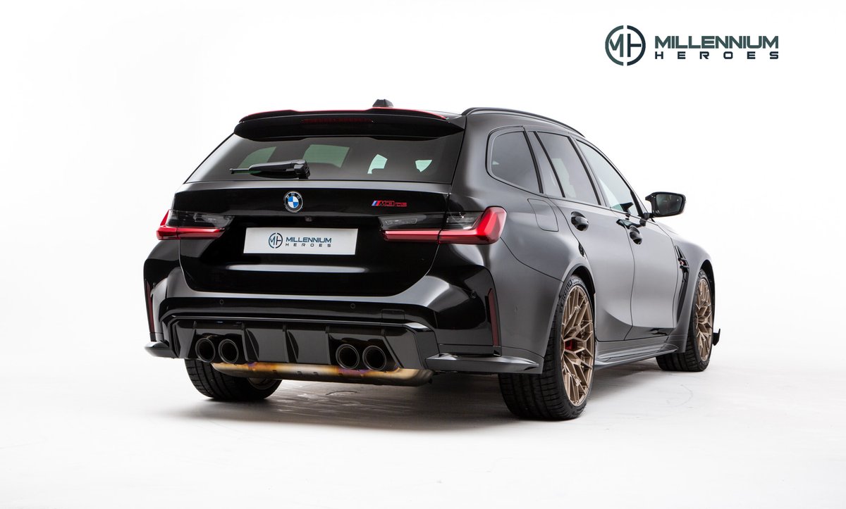 Finished in Black Sapphire Metallic, this M3 CS Touring exudes menace with its deep gloss finish highlighting the widened arches and sculpted aero surfaces millenniumheroes.com/cars/bmw-g81-m…