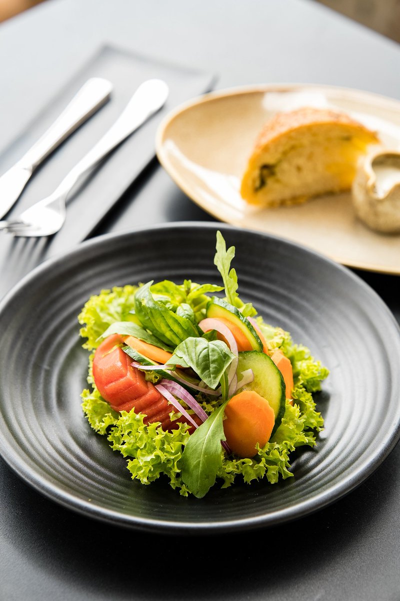 Lunch doesn’t have to be ordinary make it a two or three course break with a splash of Aldea, served daily from 12–3 pm. 👌🏽