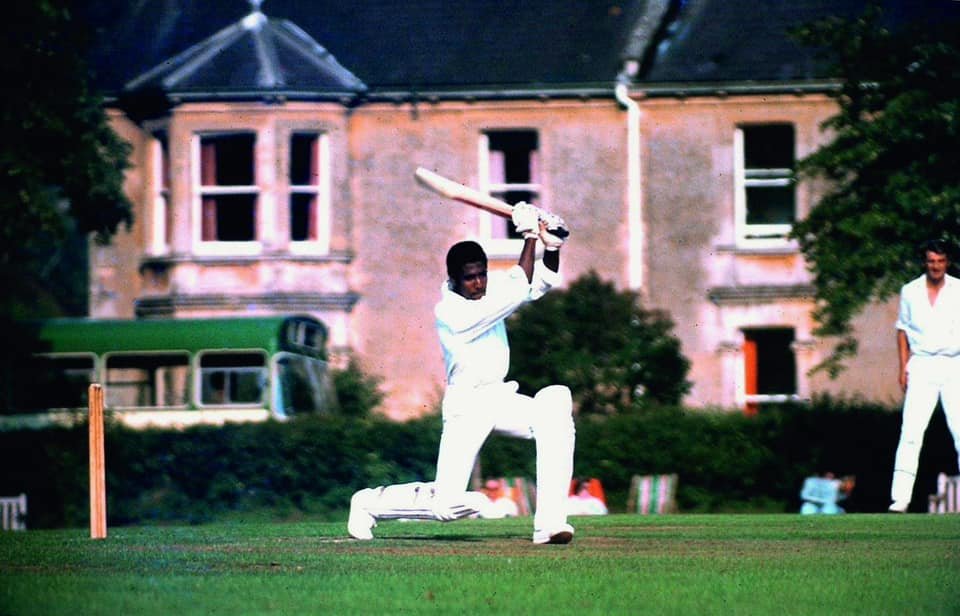 blzzrd's tweet image. Blizzard writer Scott Oliver (@reverse_sweeper) has set up Cricket Superstars in the Leagues, sharing stories from his Sticky Dogs and Stardust project, a series of books about when cricket legends played the club game across the UK

Visit the page: facebook.com/profile.php?id…