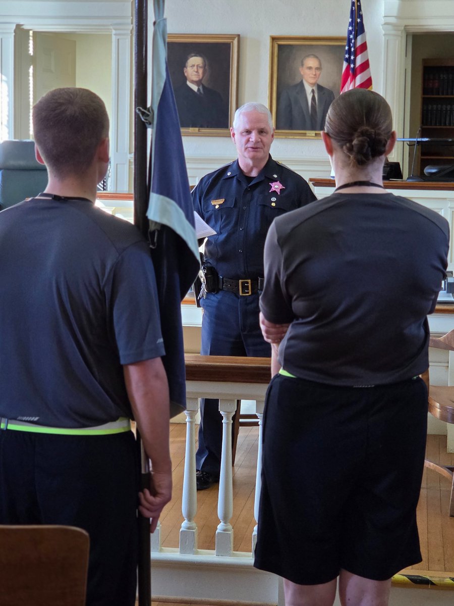 CCSOVA's tweet image. Last Friday, the 41st Basic Academy completed its 5th history run with Lt. Colonel Wilkerson, learning about the 1917 Courthouse and the proud history of our community. #BasicAcademy #Training #History #Run