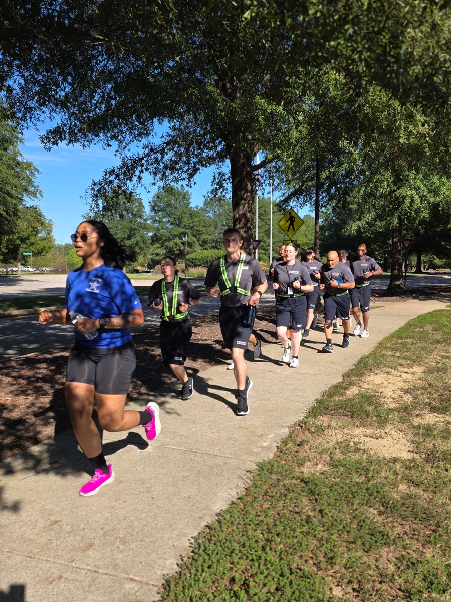 CCSOVA's tweet image. Last Friday, the 41st Basic Academy completed its 5th history run with Lt. Colonel Wilkerson, learning about the 1917 Courthouse and the proud history of our community. #BasicAcademy #Training #History #Run