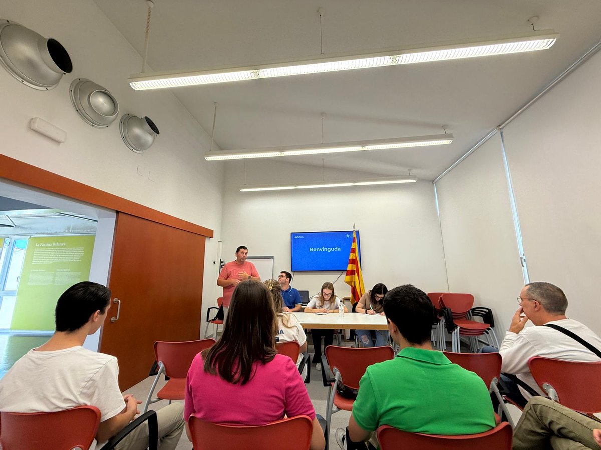 Aquest dissabte l'Espluga va acollir l'Assemblea Territorial deles Joventuts Nacionalistes de Catalunya del Camp de Tarragona, on es van fixar les fites i objectius dels propers mesos.

#esplugadefrancoli #JuntsxlEspluga #Espluga2027 #JuntsxCat #FemhoJunts