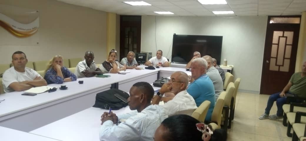 Intercambio con OSDE alimentaria para continuar acciones en el consejo popular Casablanca #Regla #100AñosConFidel