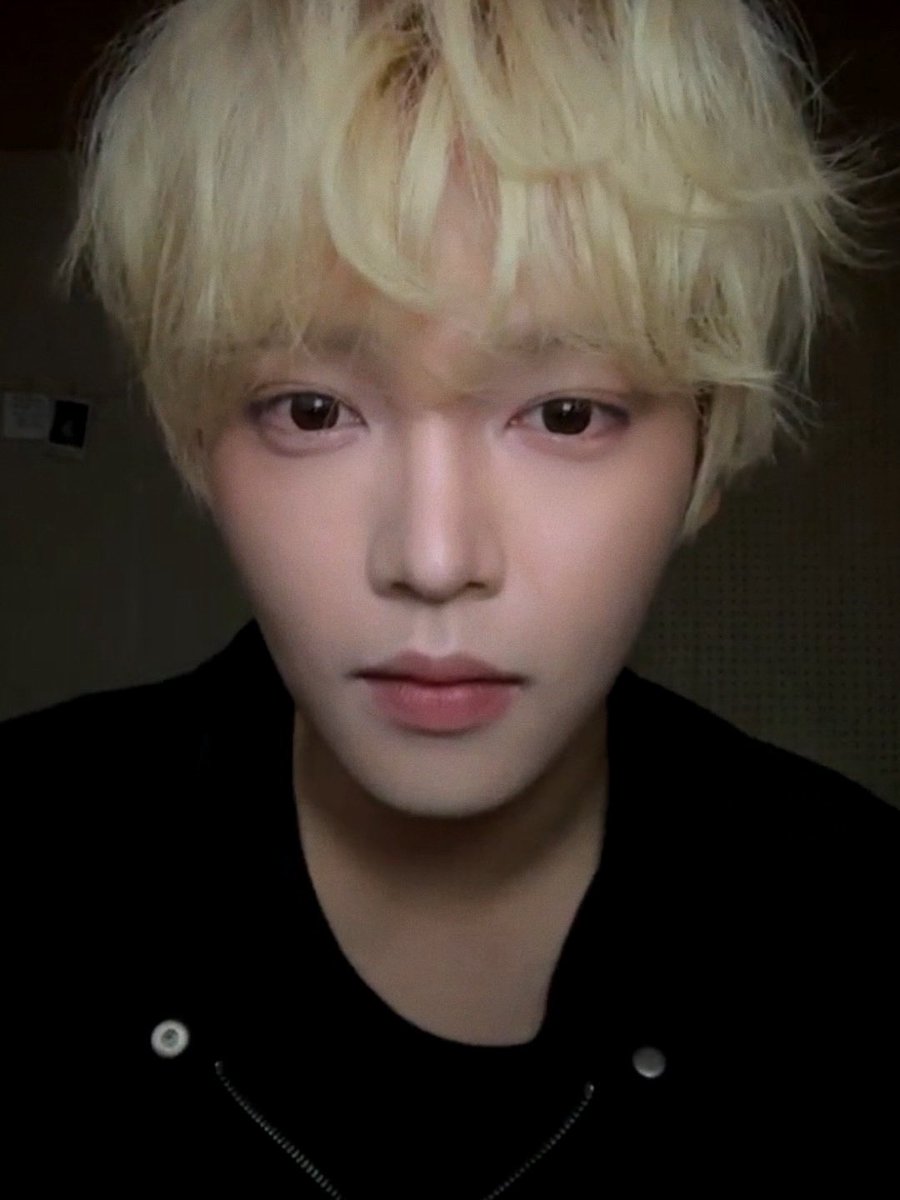 장한음 얼굴 (@haneuma1221) on Twitter photo 