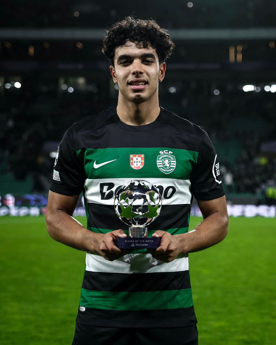 O estranho caso de João Simões: Depois dum jogaço em Nápoles Simões vai para a bancada. Das duas uma, ou RB acha que precisamos de 2 centrais e 2 laterais em casa com o Braga ou então RB prefere sentar Simões que é bom miúdo e não levanta ondas. Não sei qual o mais preocupante