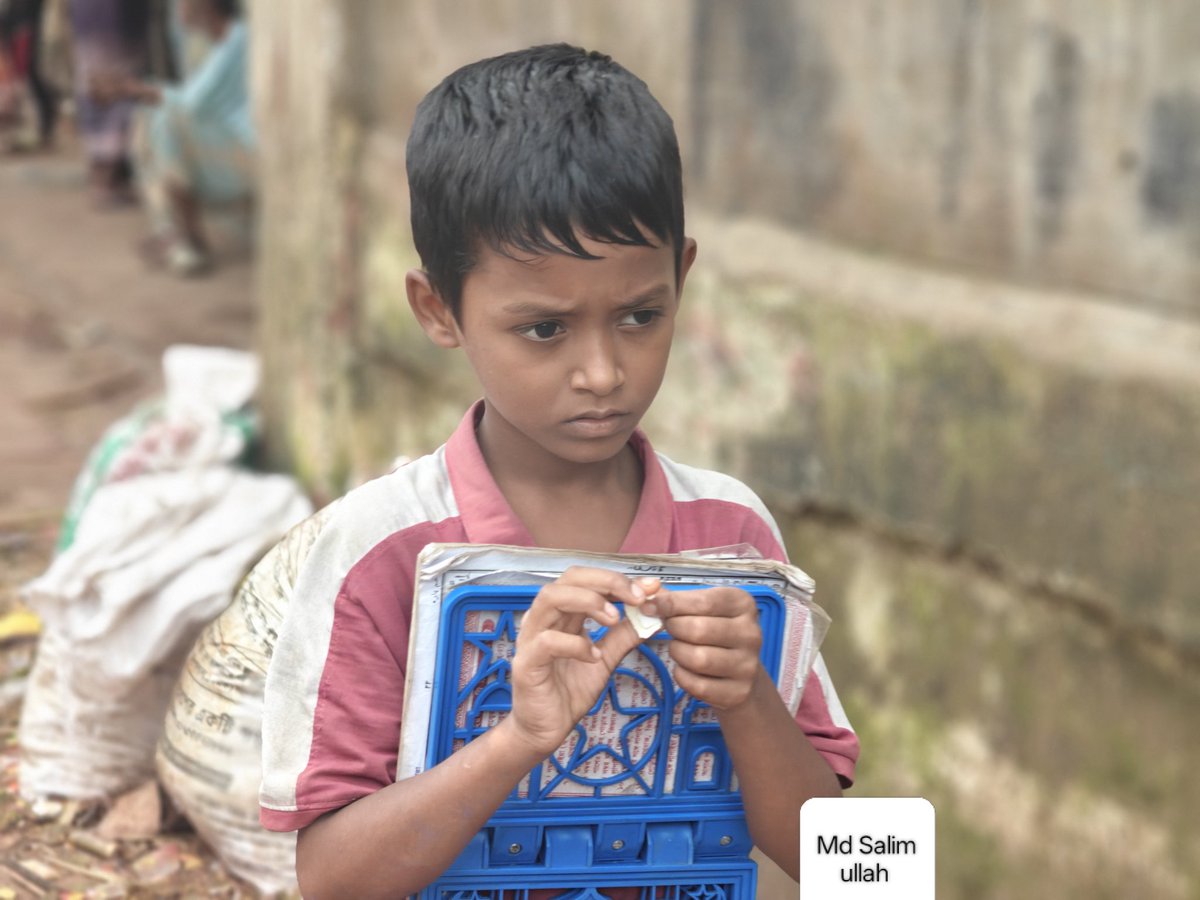 #RohingyaRefugeeChildrenLife"Every child has the right to safety, education,health,and love. Let’s protect their rights and build a brighter future for all children!
Happy childrens day
#RohingyaRefugeeLife
#ChildrenRightisaHumanRight
#Educationforall
#EveryChildrendesarvesafety