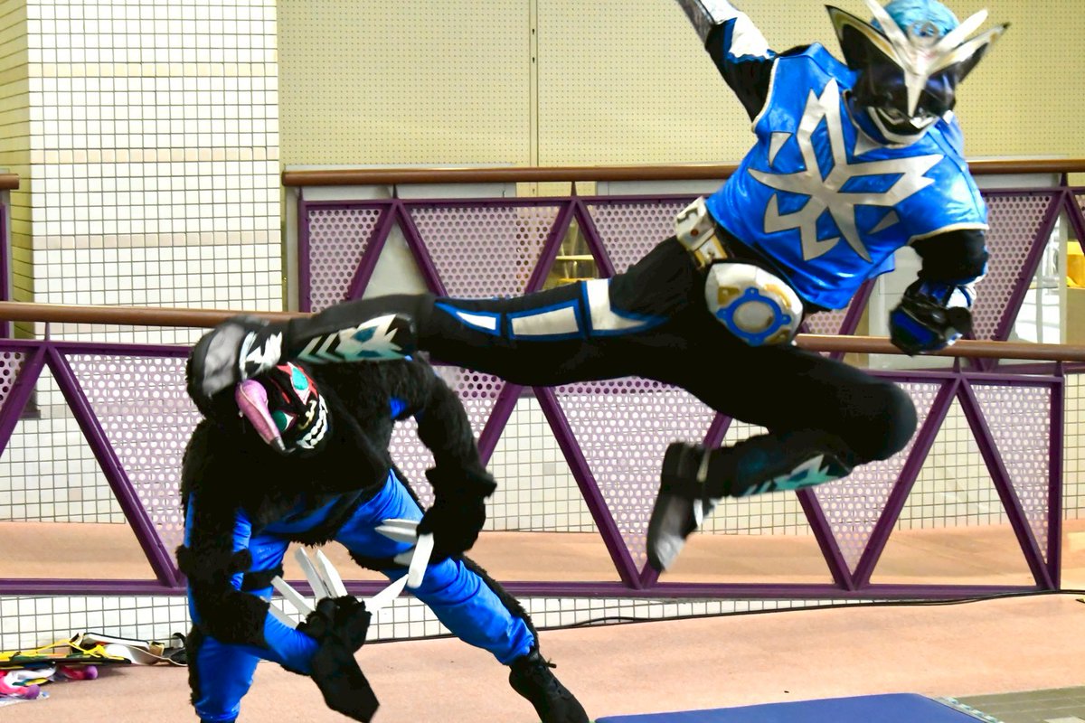 spark_flash2's tweet image. よう❗スパークだ❗
先日のテクノプラザかつしかの緑化フェアのお写真頂きました❗
だりるさん、いつも素敵な写真撮ってくれてありがとうございます❗
そして、この日応援してくれたみんな❗
ありがとうね❗

#テクノプラザかつしか
#緑化フェア #ゼロング 
#スパーク