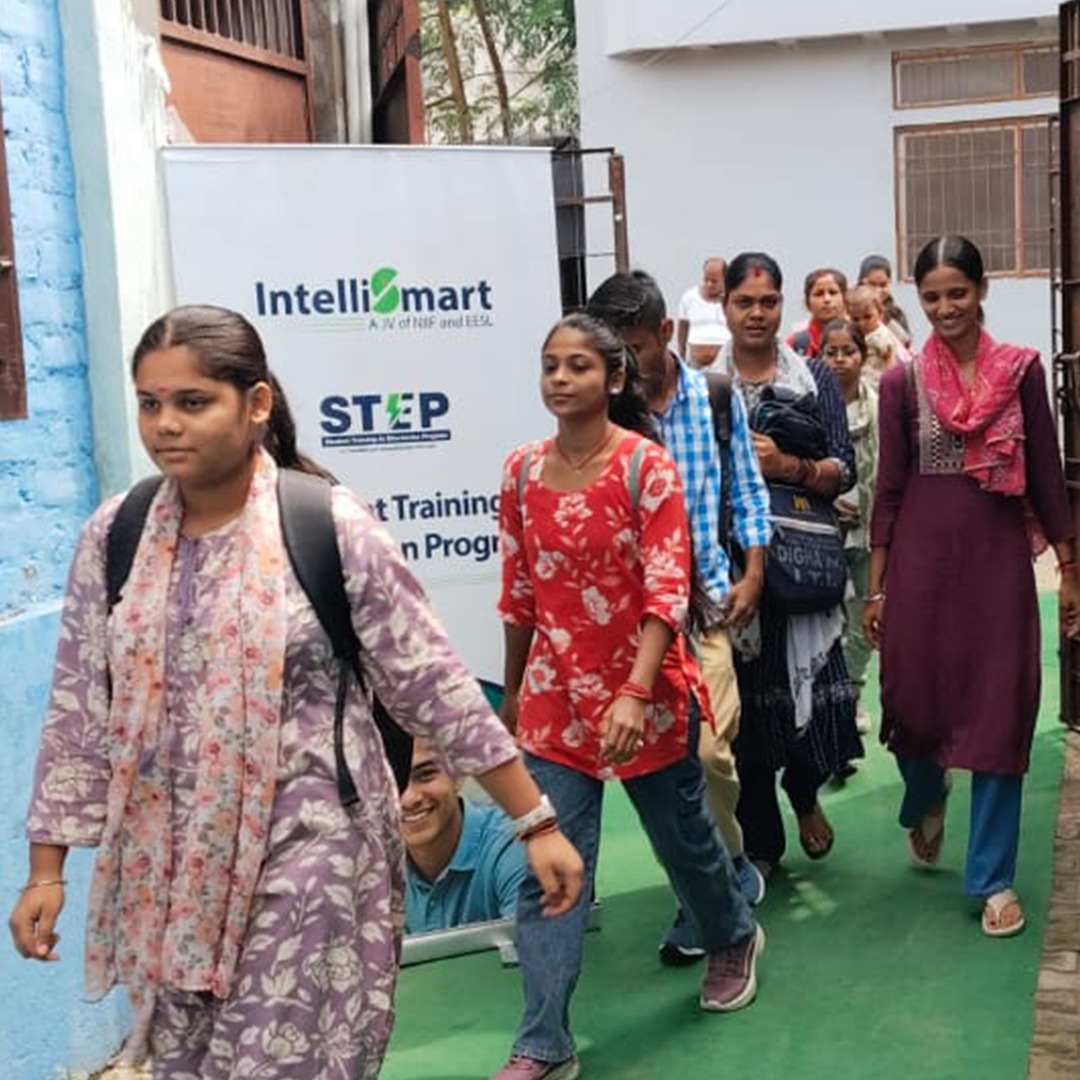 Intelli_Smart's tweet image. Student Training in Electrician Program conducted at Digha, Patna!
@Intelli_Smart conducted its job-ready and free-of-cost ‘Student Training in Electrician Program (STEP)’ in association with Digha Private ITI. The training aims to equip ITI students with practical, hands-on…