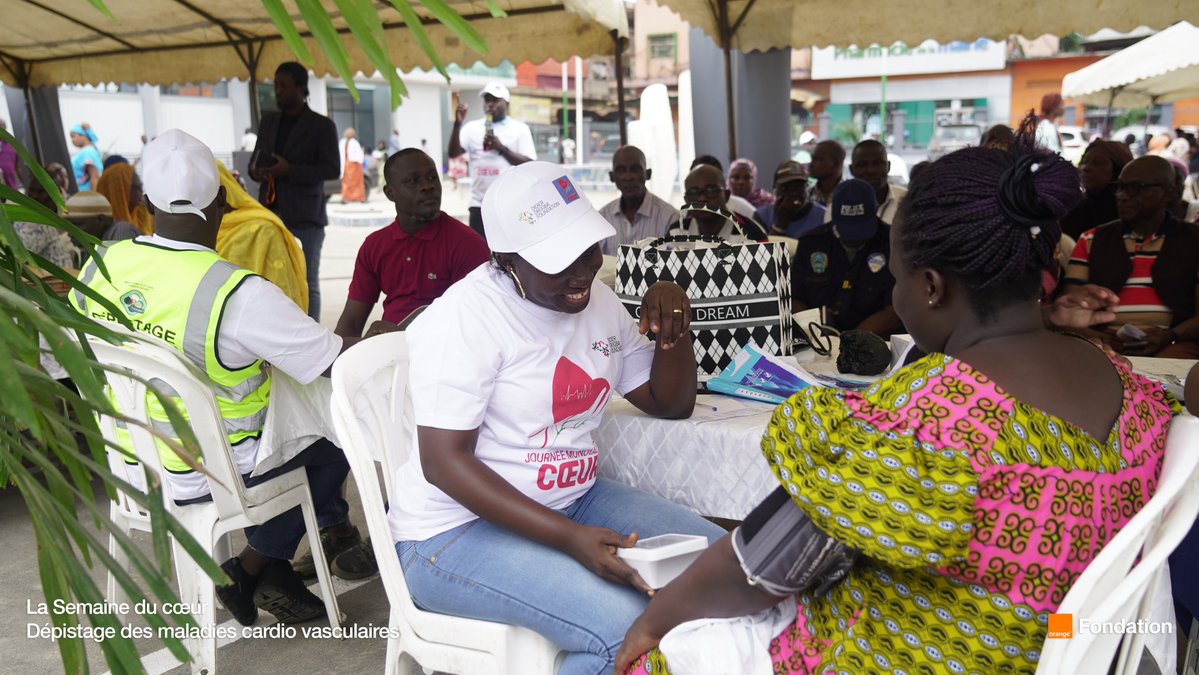 CI_Orange's tweet image. Clap de fin pour la Semaine du Cœur ! La semaine s’est achevée en beauté avec formation des médecins généralistes et séances de dépistage. Merci aux participants, pros de santé et partenaires. 📸 Plus d&apos;infos sur fondation.orange.ci 

#SemaineDuCoeur 
#VivreCestPartager