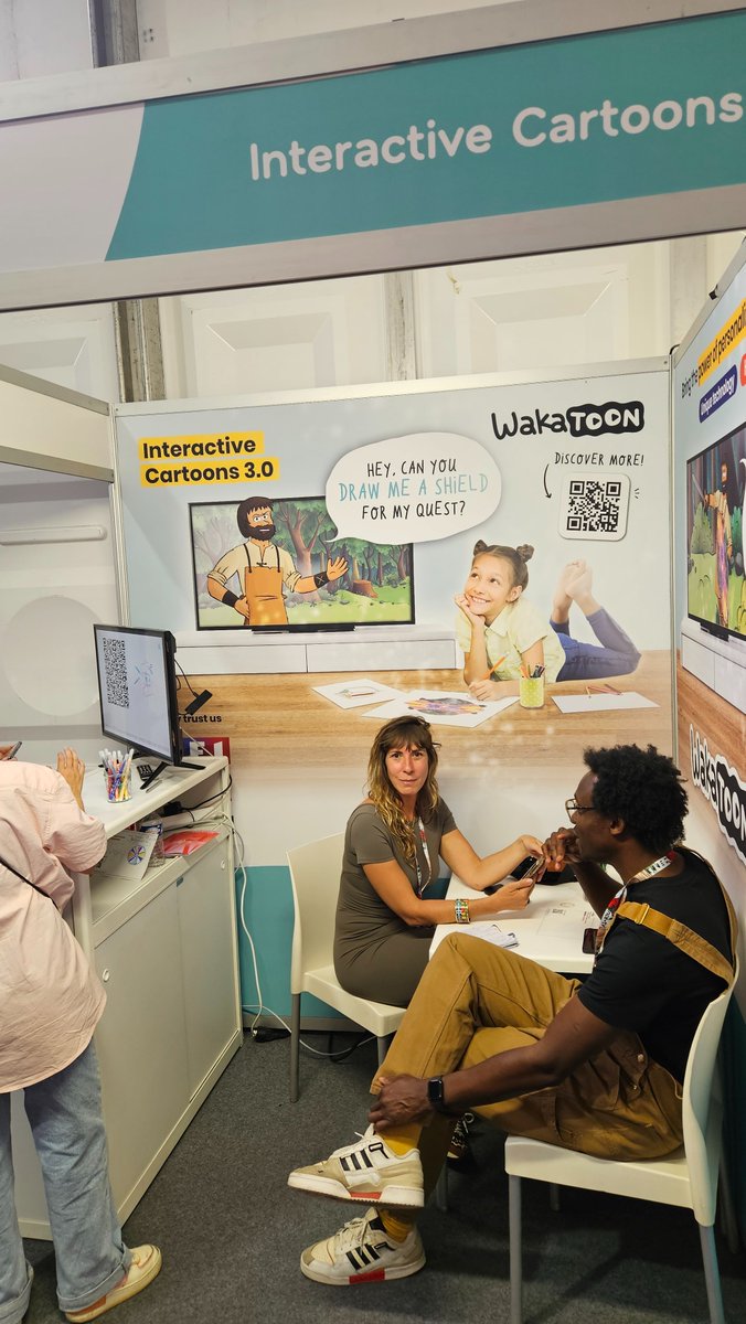 KaminariStudio's tweet photo. Kaminari visitant le stand de @wakatoonstudio @wakatoon 
#AnnecyFestival2025 #Mifa2025 #festival2025 #blenderanimationstudio #studiodanimation #wakatoon #kaminari #annecyfrance https://t.co/YnnlfwzsJV