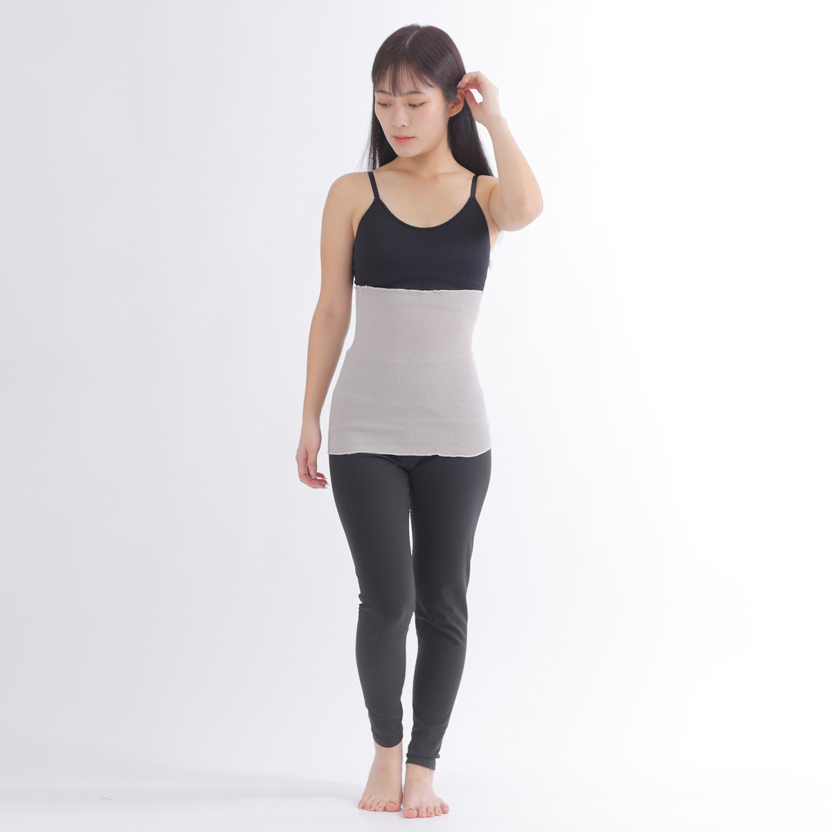 fivebearjp's tweet image. 「お腹を包んで、毎日を快適に。」
fivebearの新作 #シルクコットン腹巻き が登場🩶
✔ 薄手×伸縮性でオールシーズン快適
✔ シルク20％×コットン75％のやわらか素材
✔ 日本製の丁寧仕立て

夜の冷えや冷房対策に、毎日の温活習慣を🍃
👉 item.rakuten.co.jp/fivebear/40060…

#fivebear #腹巻き #温活 #冷え対策…