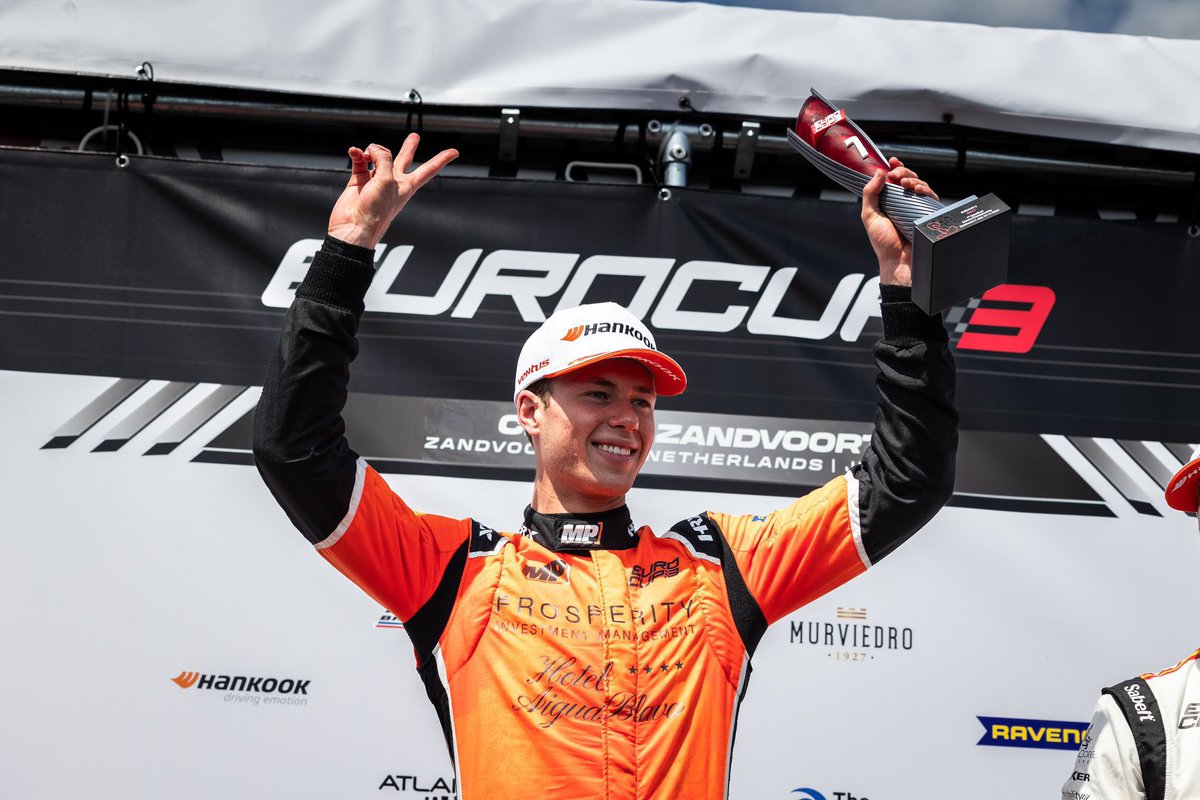 feeder_series's tweet image. NEWS | 🇪🇸🇺🇸 Javier Sagrera and Hudson Schwartz join Speedy Motorsport for this weekends round of the GT4 European championship!

Sagrera, 21, finished as runner-up in Eurocup-3 last year while Schwartz, 16, currently competes in Spanish F4 where he sits at 11th.

#GT4