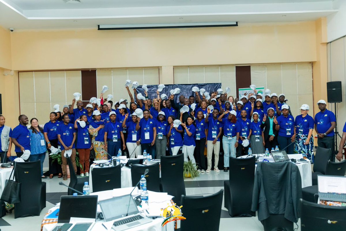 FranckYoung5's tweet photo. we are participating in the Sub-regional Colloque, discussing the peacebuilding issues in the Great Lakes Region where we also shared our experiences in the Burundian National Strategy on YPS and its Action Plan, opportunities, challenges and best practices. https://t.co/5FUVO5XtBV