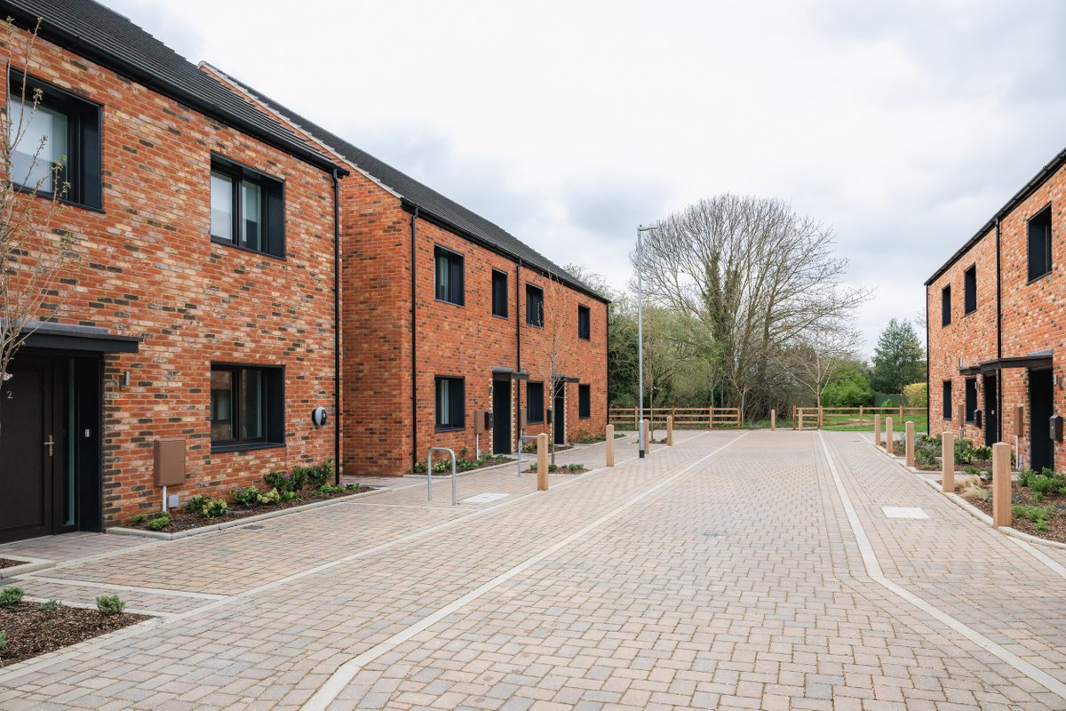 cambridge_ip's tweet image. 🎉 Award Win! 🎉
Our Fen Road development has won Best Small Social Housing Development in East Anglia at the Regional @LABC Awards!
Delivered with Borrowdale &amp;amp; Ditton Fields, it provides 21 Passivhaus council homes for local people.

#Cambridge #Passivhaus #LABCAwards