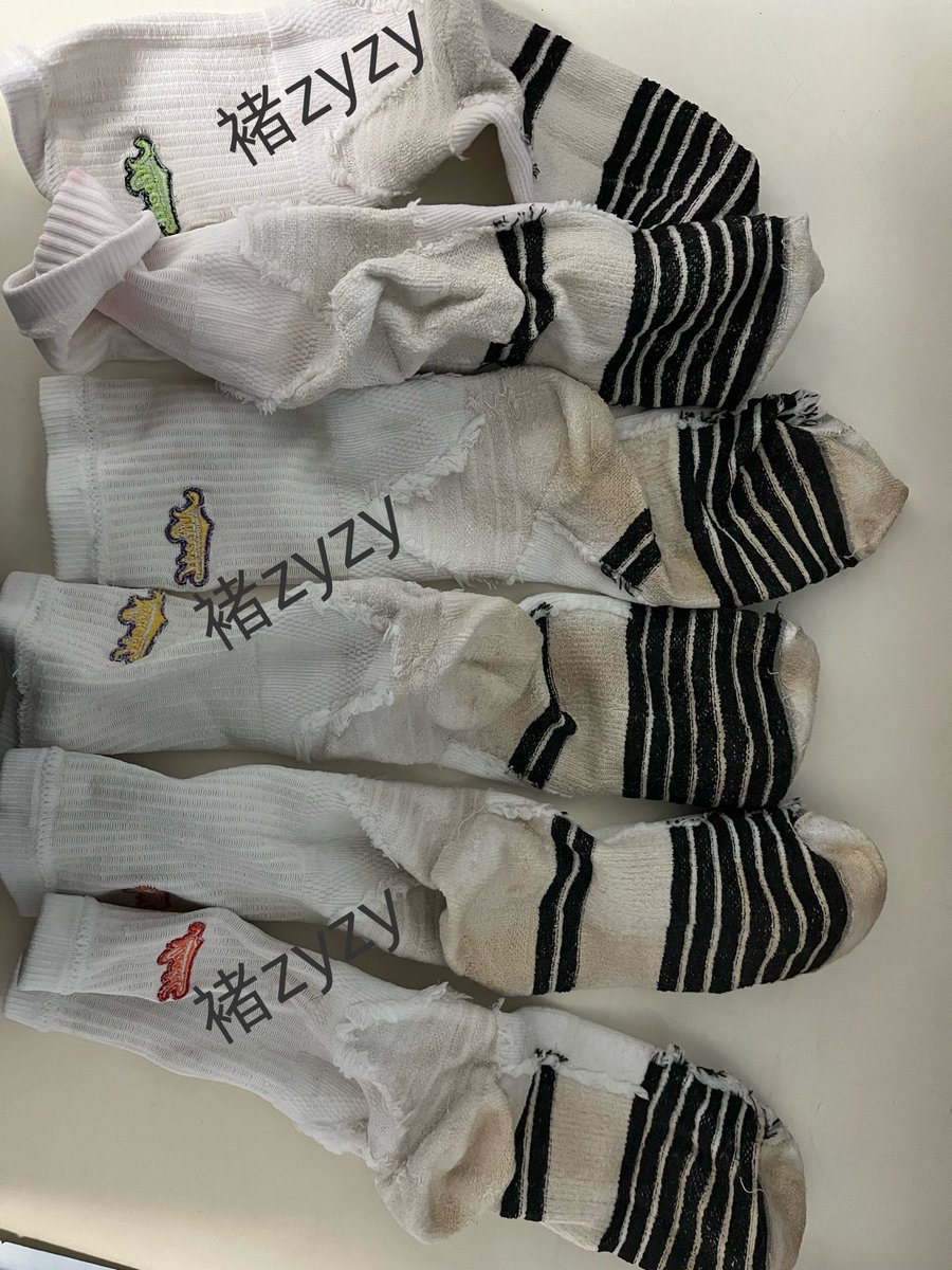 需要的宝子们抓紧时间预定了，最近盗图的有点多所以以后图片都加上logo咯🥰
宝子们也要认准，谨防上当受骗🥹