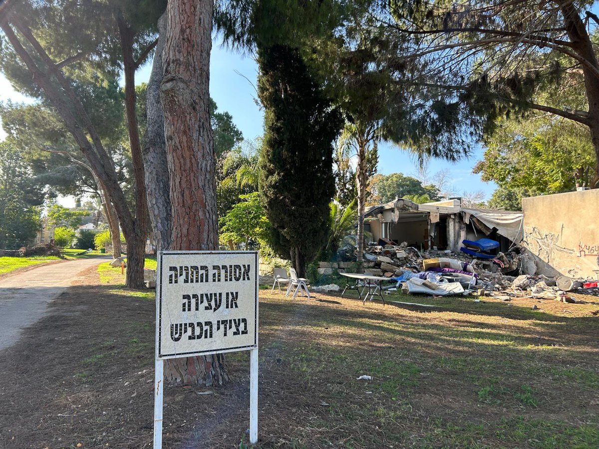 MattieHeaven's tweet photo. Today marks two years since the barbaric and savage attack of October 7th.
In January 2024, my husband @Vahid_Beheshti and I visited the very site of the October 7th massacre in Israel an experience that will stay with me forever. Standing where so many innocent lives were taken, I was reminded that this was not just an act of terror, but part of a systematic campaign orchestrated and funded by the Iranian regime under Ali Khamenei the same regime that created and sustains groups like Hamas and Hezbollah, fuelling hatred and antisemitism across the region.
Today, we remember those who lost their lives, we stand with the survivors, and we call for the immediate release of all remaining hostages.

We must stand united with the victims, confront those who enable terror, and hold the Iranian regime accountable for its role in funding and exporting terrorism and
extremism.

#October7 #Israel #Hamas #Iran #HumanRights #NeverForget #FreeTheHostages
