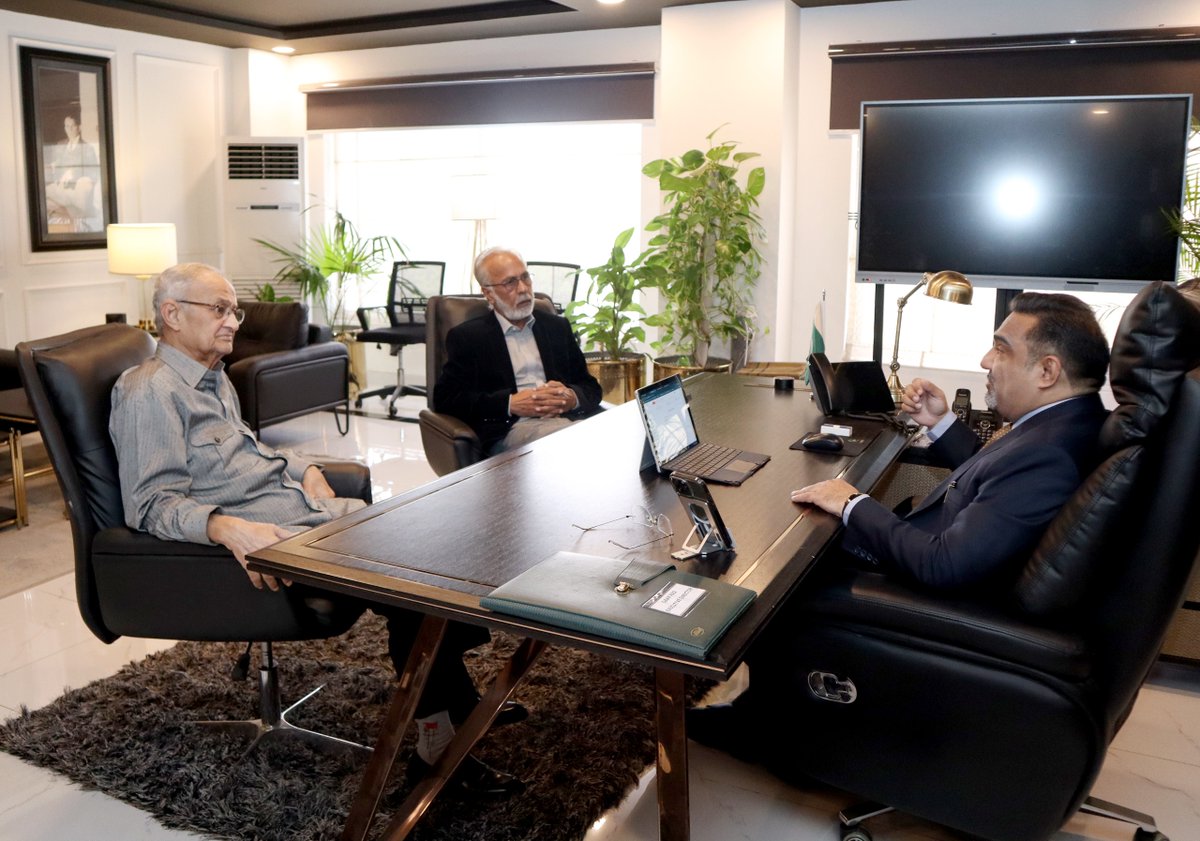 NAVTTCOfficial's tweet image. Muhammad Aamir Jan, Executive Director NAVTTC, held a meeting with Senator Nisar Memon, Former Federal Minister, at NAVTTC Headquarters, Islamabad.
#NAVTTC #Pakistan