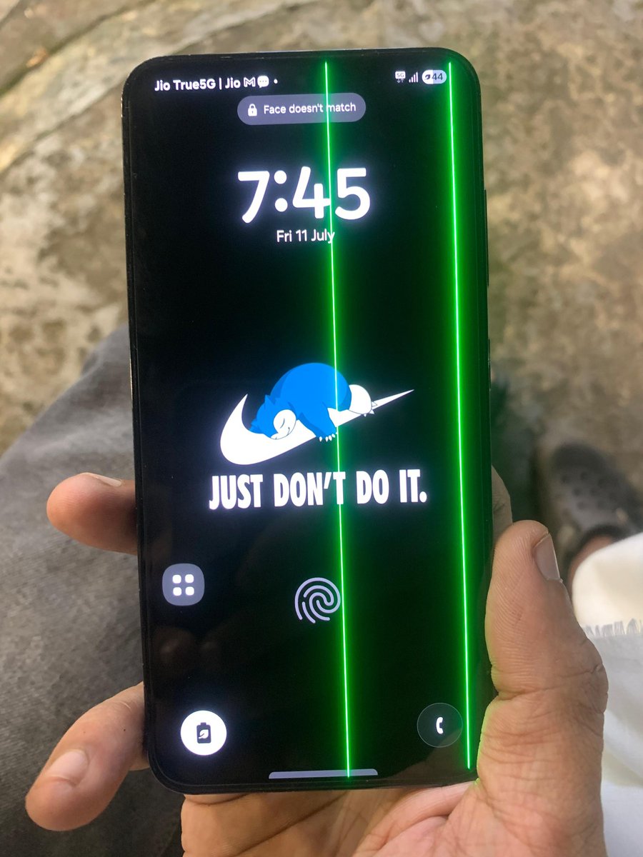 ajz_al's tweet photo. @AbidKkr @SamsungIndia @SamsungMobile Same happened to me 2 months back.Spent weeks following up with multiple supervisors just to get a replacement approved.Still had to pay service charges for their fault.After a month,got the device back with the back panel loose and weaker battery.Worst product and support ever https://t.co/6AMdlOZTlp