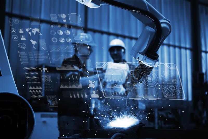 covcampus's tweet image. Today, we've published a report warning that the UK automotive sector faces a critical shortage of #ArtificialIntelligence (AI) and digital skills, which threaten its ability to compete globally and deliver the next generation of clean, connected vehicles.
Commissioned by the…