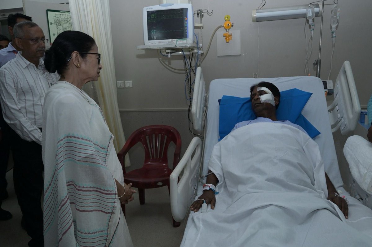 Break 
Chief Minister <a href="/MamataOfficial/">Mamata Banerjee</a> meets Khagen Murmu